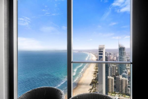 Gorgeous Oceanview 2B2B beachfront apartment in Surfers